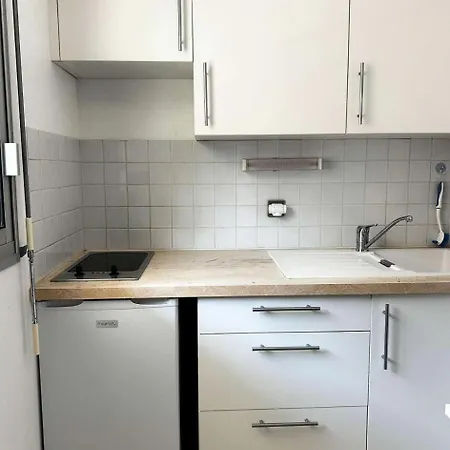 Clos St Arnaud - - T2, 4pers. Quartier Joigny Mae-9644